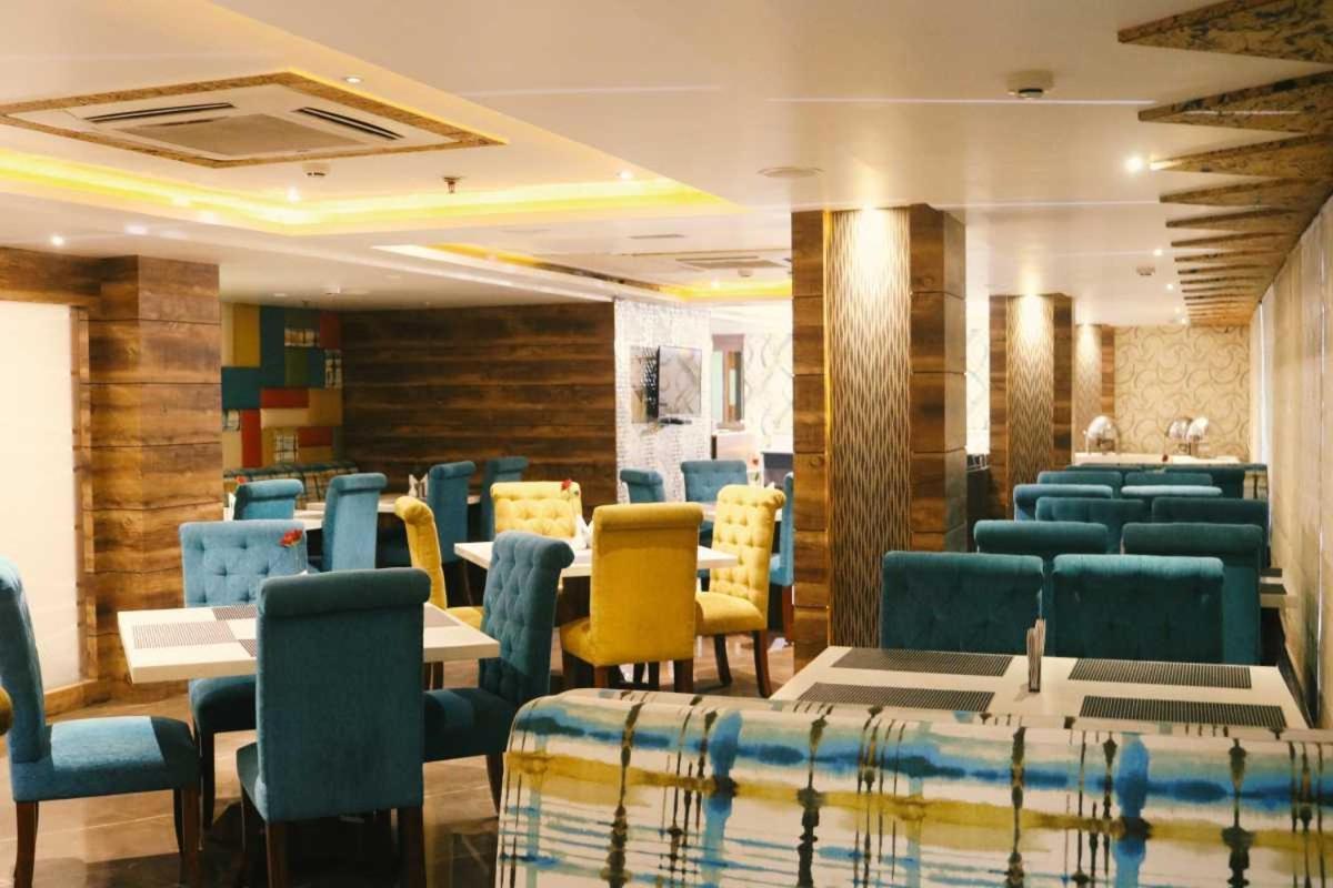 Hotel The Kalyaniz Gauháti Kültér fotó
