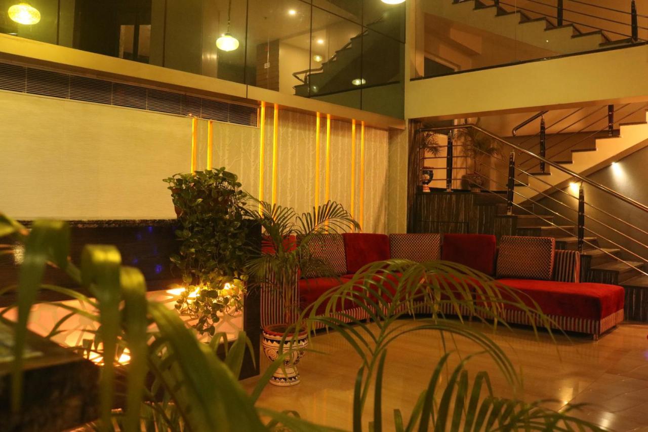 Hotel The Kalyaniz Gauháti Kültér fotó