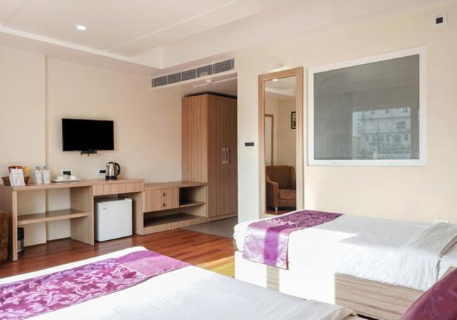 Hotel The Kalyaniz Gauháti Kültér fotó